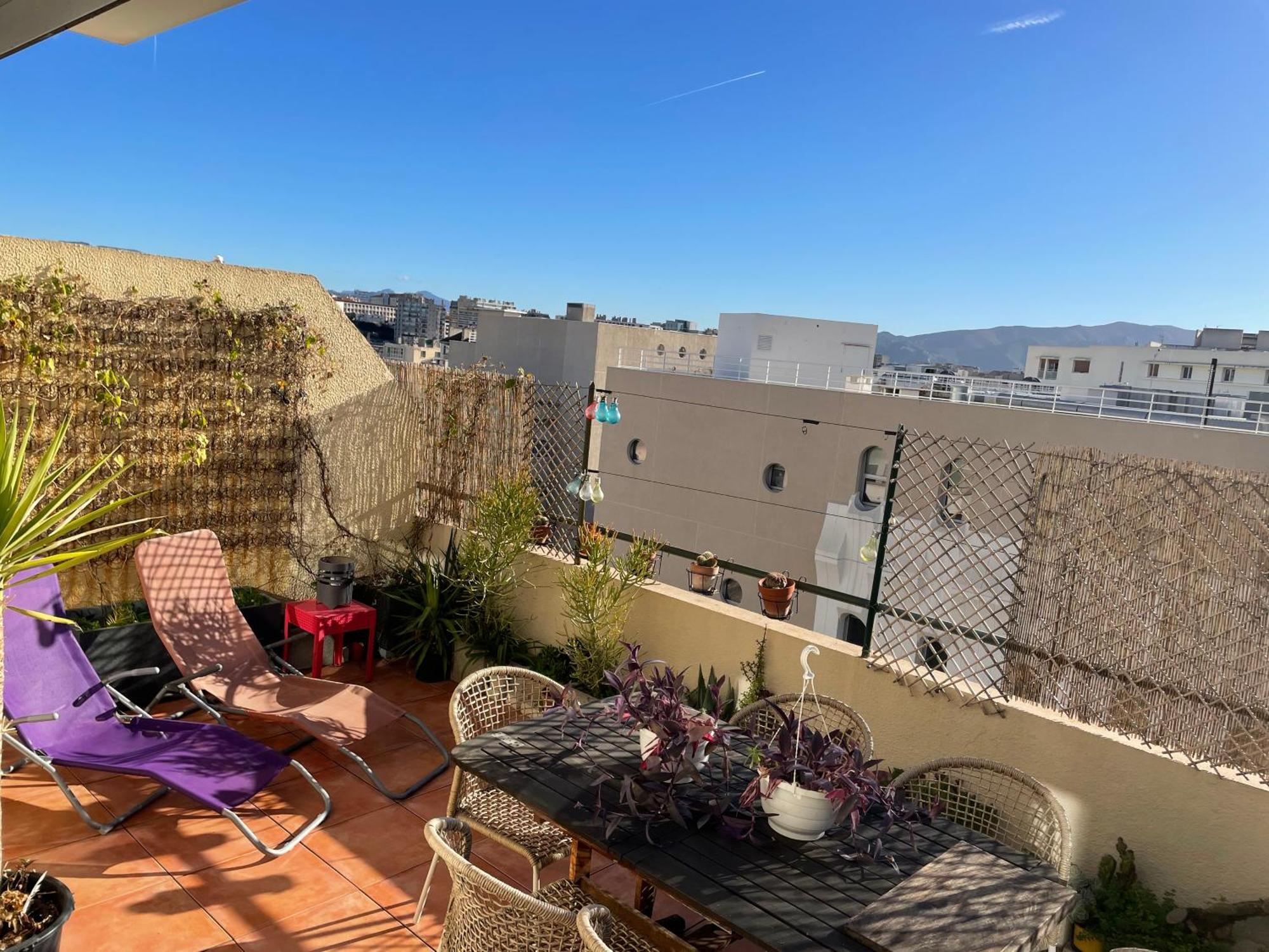 Appart 60 M2 Avec Terrasse 35M2 Sejour Sud Et 2 Vraies Chambres Gare Saint-Charles Universite Marseille Exterior photo